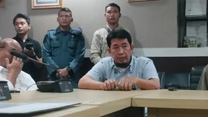 Perwakilan PT Raputra Jaya, Ulumudin, dalam konferensi pers di Pelabuhan Ketapang, Banyuwangi, Sabtu (5/7)